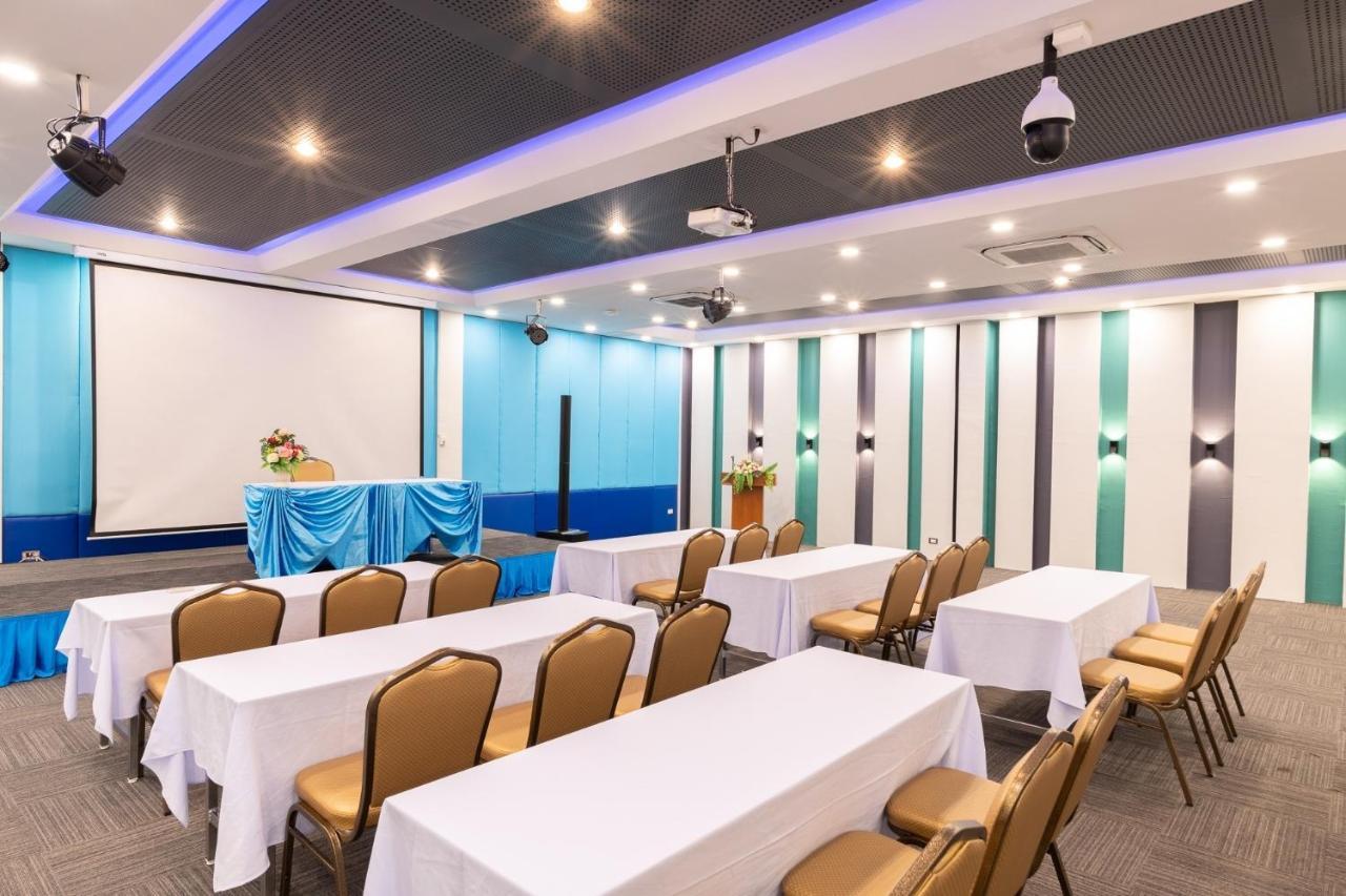 Marlin Hotel Surat Thani Exterior photo